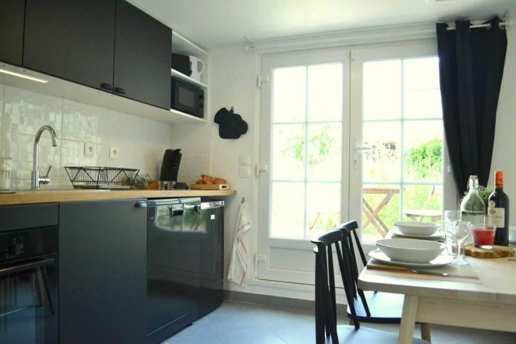 Les Grumes, Centre Ville, Jardin,Self Check-In, Freewifi, Netflix Compiegne Exterior photo